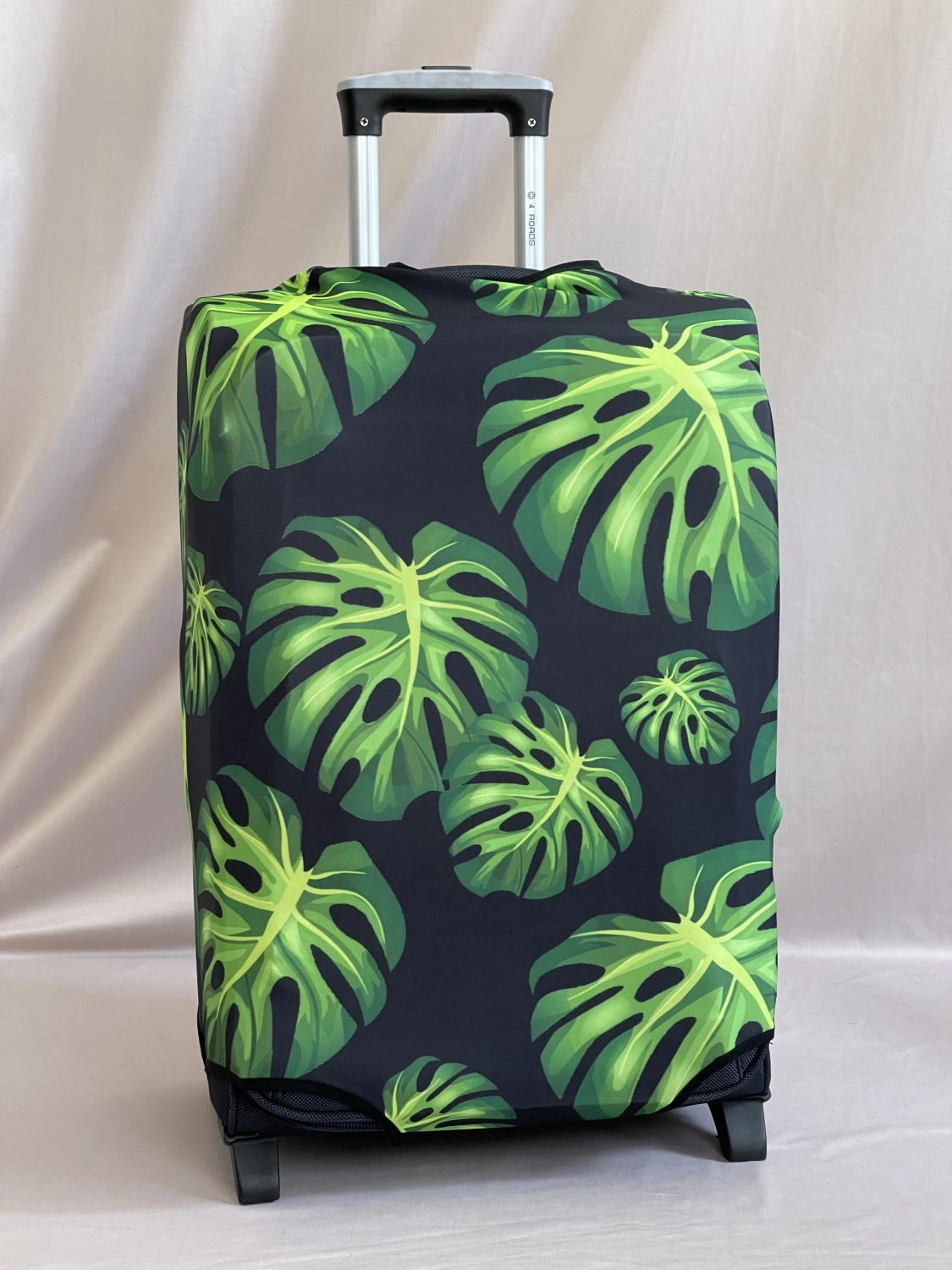 Чехол для чемодана зеленый 4ROADS "М" фото 1