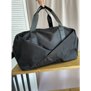 Спортивная сумка черный Loui Vearner 9878