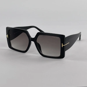Очки жен черные Tom Ford 22912