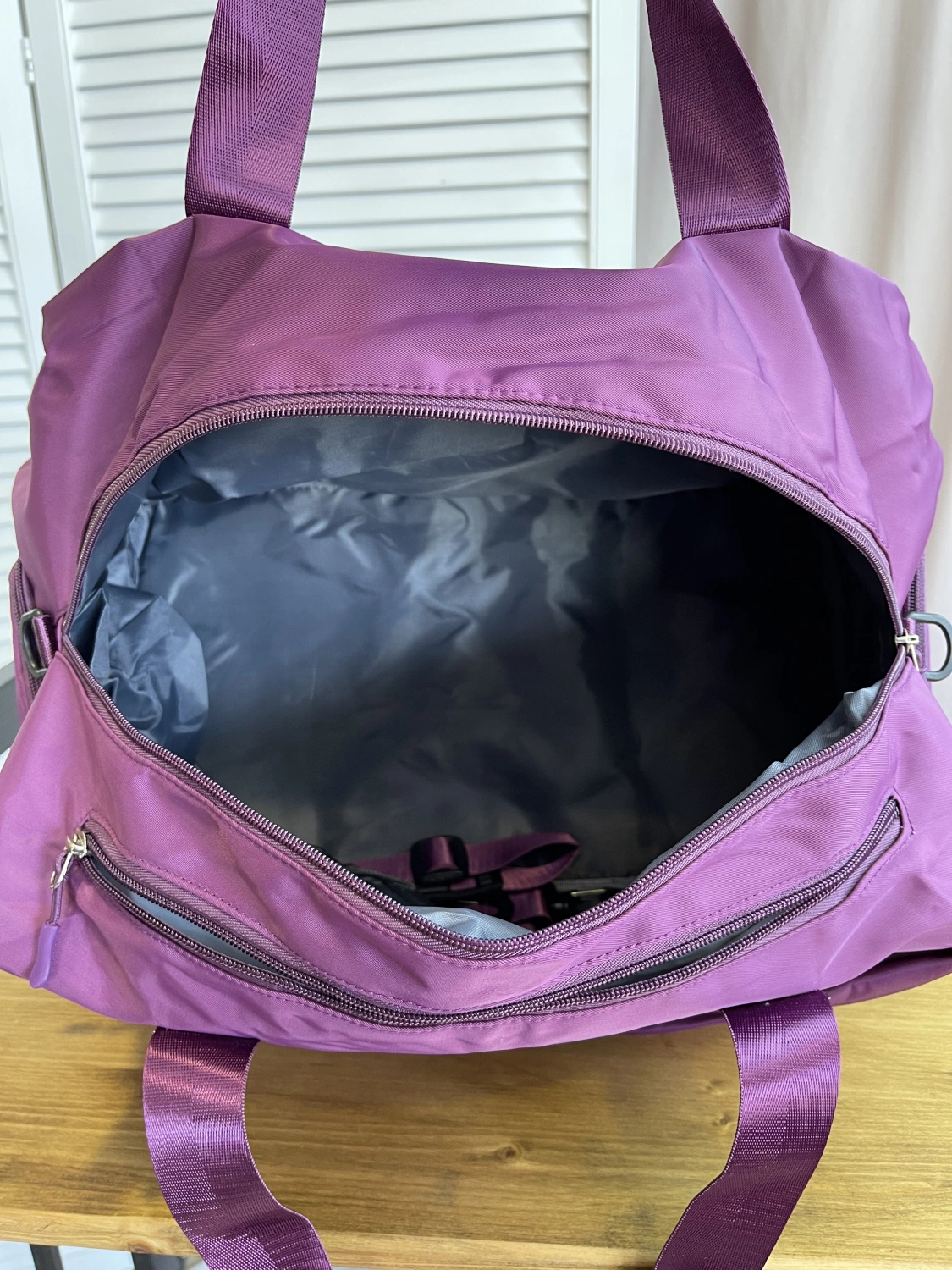 Спортивная сумка фиолетовый Loui Vearner 9878 фото 2
