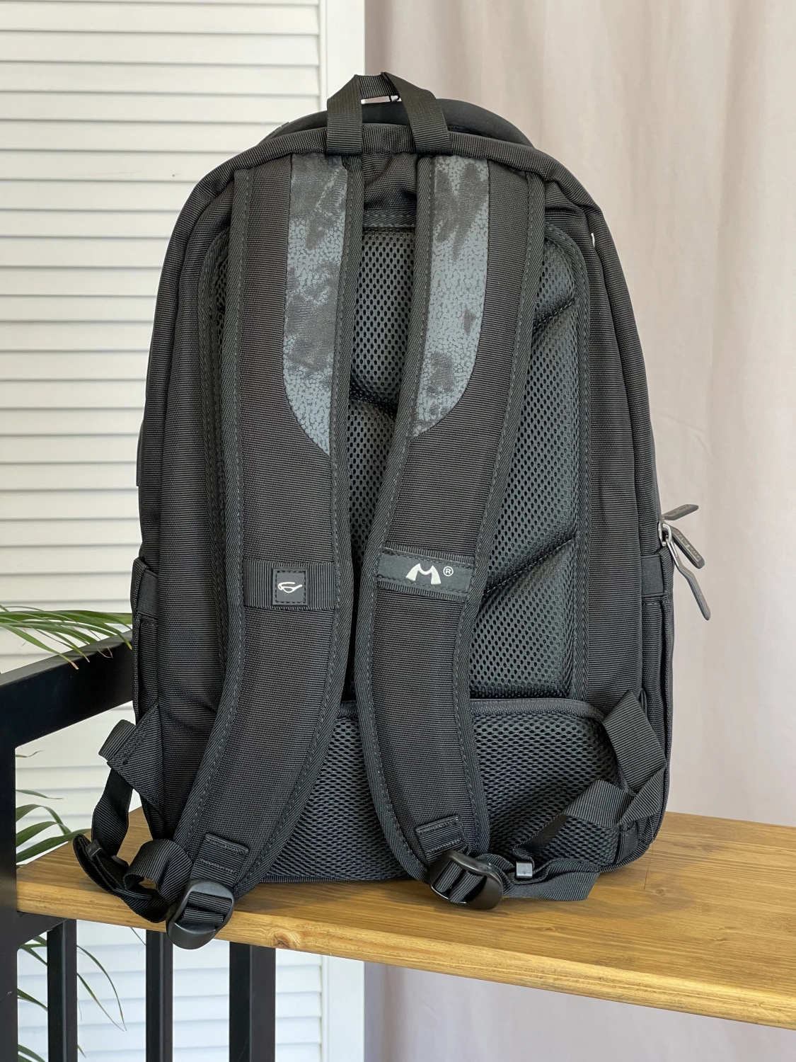 Рюкзак черный Maksimm E056-2 фото 3