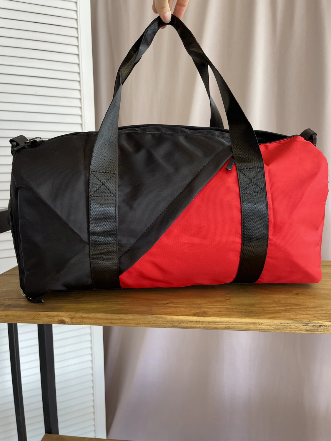 Спортивная сумка красный Loui Vearner 1722 фото 1