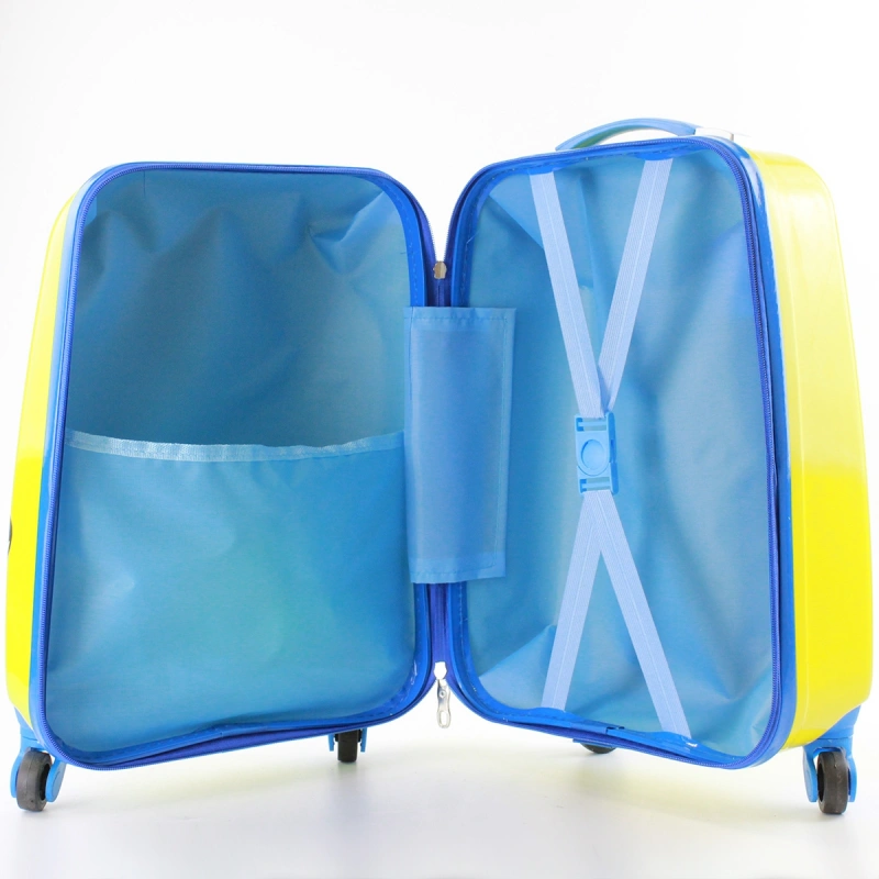 детские пластиковые чемоданы 