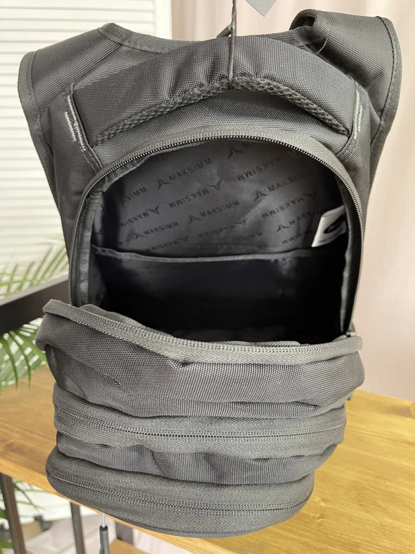Рюкзак черный Maksimm E076-3 фото 4